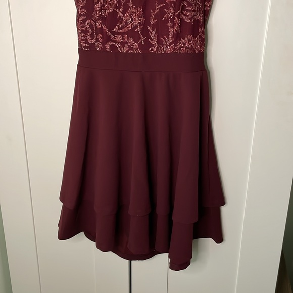 Francesca's Burgundy Dress‎ - Size Medium - Picture 7 of 11